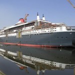 QM2 ship construction photo - 2003 Aug 8